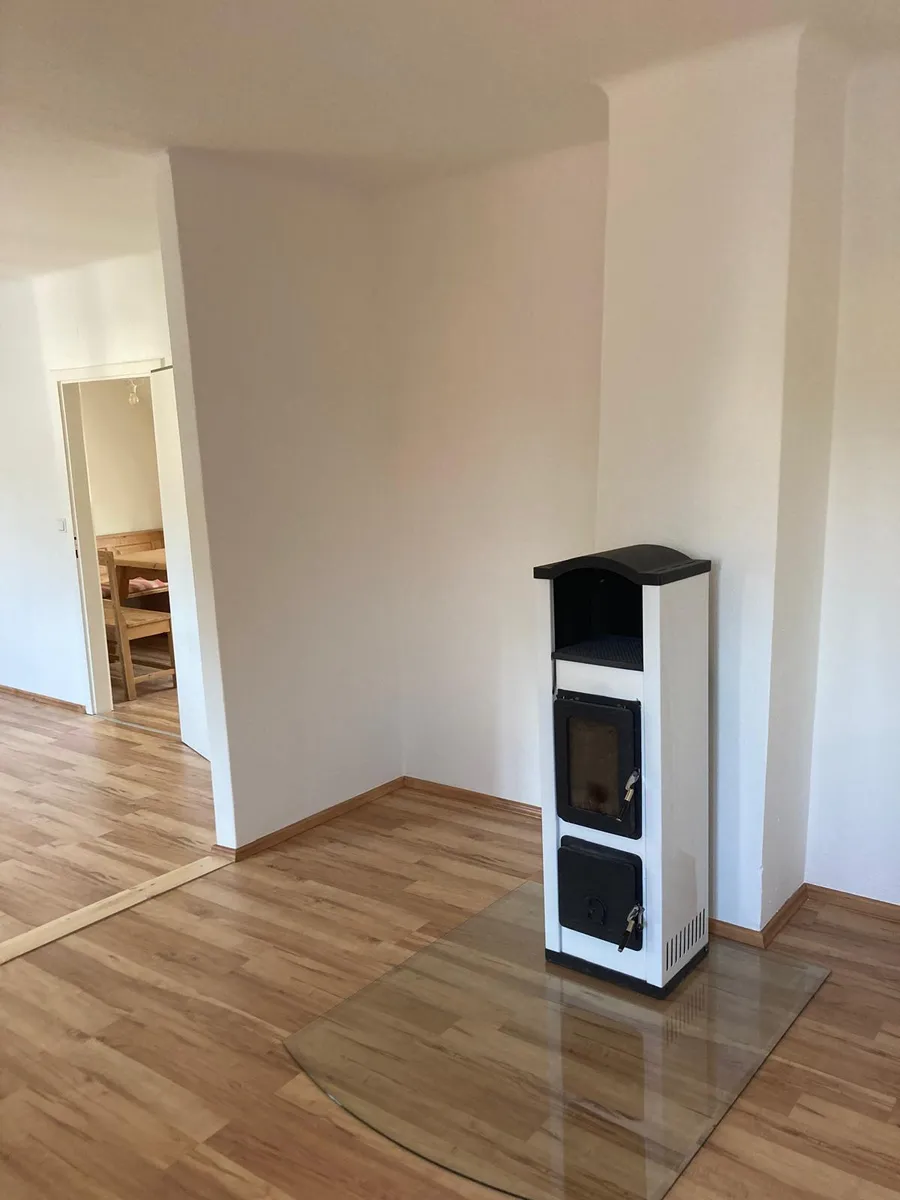 Schöne, 2 Zimmer Wohnung mit Außenbereich, ruhige Lage, Stift Rein - Ansicht 2