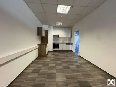 6-Zimmer-Gewerbeimmobilie mieten in Amstetten – 235 m², € 2.098 – Bild 10 von 31