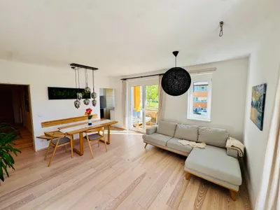 4-Zimmer-Wohnung kaufen in Gmunden – 90 m², € 459.000 – Bild 1 von 5
