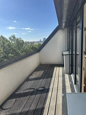 Blick über die Dächer Wien, ums Eck der Schwendermarkt. – Bild 3