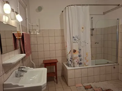 5-Zimmer-Immobilie mieten in Gmünd – 150 m², € 1.400 – Bild 18 von 18