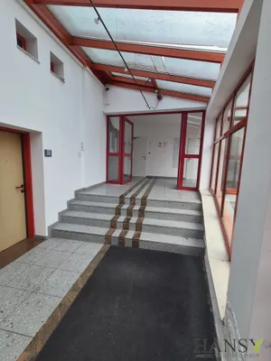 11-Zimmer-Gewerbeimmobilie kaufen in Bruck an der Leitha – 1 192 m², € 1.750.000 – Bild 6 von 12