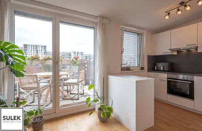 Helle 2-Zimmer-DG-Wohnung im jungen Neubau mit Westterrasse & Klimaanlage - nur 5 Min. Fußweg zur U6 - ab 1.11. / 1.12.26 – Bild 3