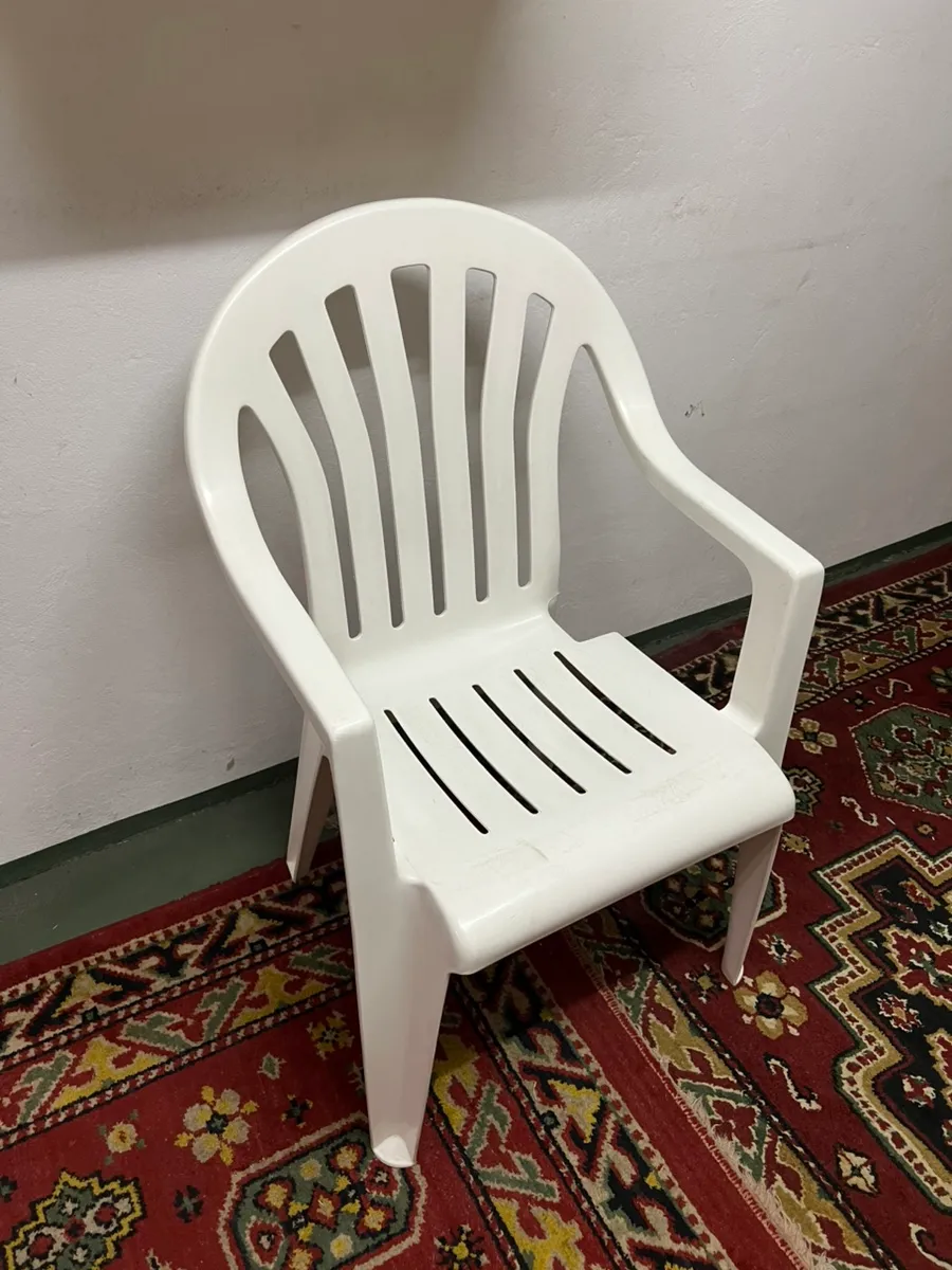 Plastikstuhl weiss, € 0,- (6830 Rankweil)