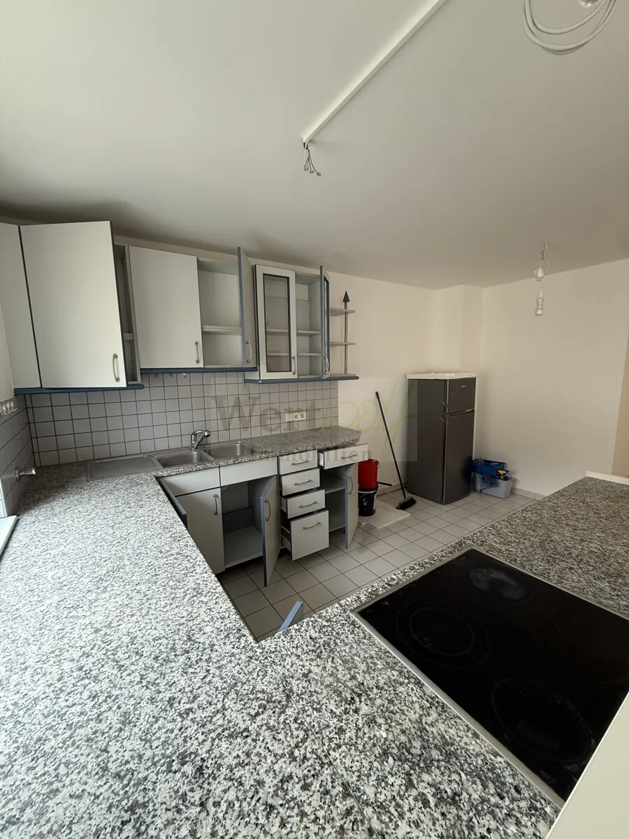 Helle 3 Zimmer Wohnung in guter Favoritner Lage zu vermieten! - Widok 2