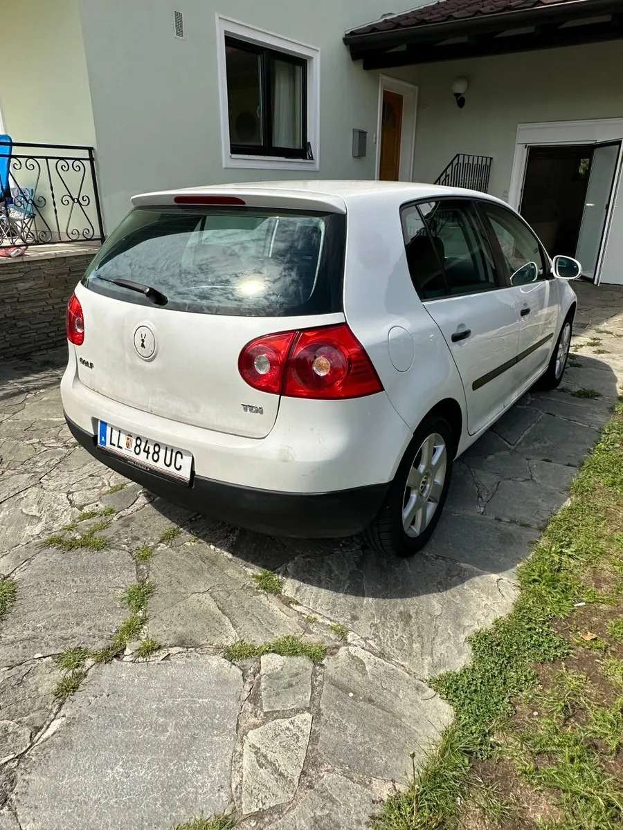 VW Golf