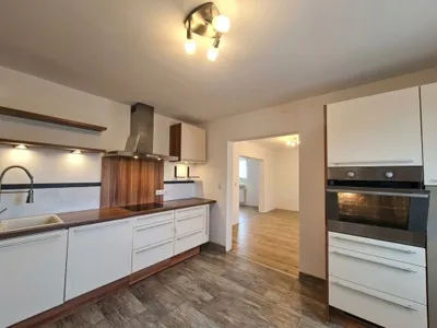 7-Zimmer-Gewerbeimmobilie kaufen in Bruck-Mürzzuschlag – 242 m², € 319.000 – Bild 4 von 17