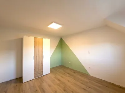 7-Zimmer-Gewerbeimmobilie kaufen in Bruck-Mürzzuschlag – 242 m², € 319.000 – Bild 12 von 17