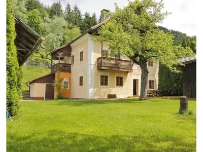 8-Zimmer-Haus kaufen in Hermagor – 165 m², € 480.000