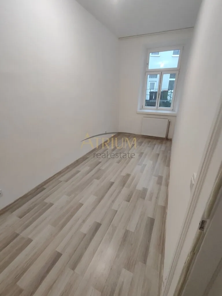 Topsanierte 40m² Wohnung mit Einbauküche in 1140 Wien - Top Preis! - Ansicht 2