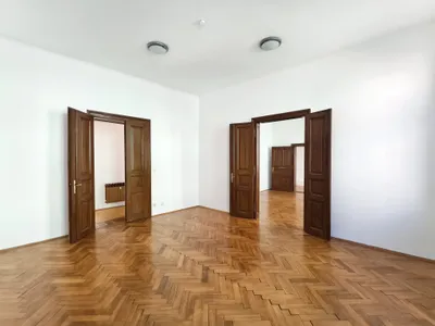 5-Zimmer-Wohnung mieten in Hollabrunn – 166,02 m², € 1.695 – Bild 7 von 33