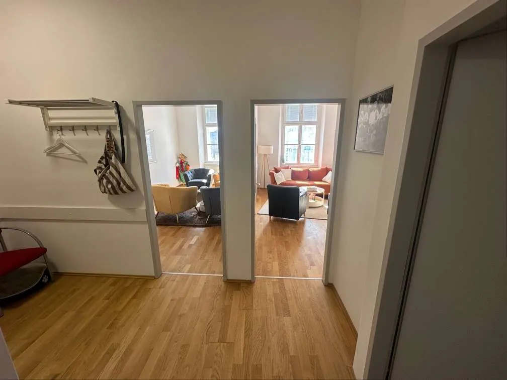 Heller freundlicher Praxisraum Korneuburg zentral - View 3