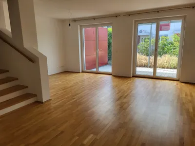 4-Zimmer-Haus mieten in Wiener Neustadt – 103 m², € 859 – Bild 2 von 22