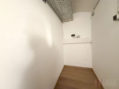 Gewerbeimmobilie mieten in Salzburg Stadt – 70 m², € 534 – Bild 3 von 9