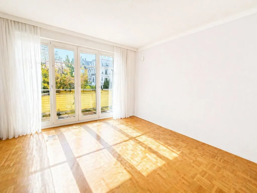 Teilmöblierte Wohnung mit Balkon in Toplage beim Türkenschanzpark - Widok 2