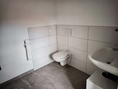 1-Zimmer-Gewerbeimmobilie mieten in Salzburg-Umgebung – 33 m², € 552 – Bild 4 von 4