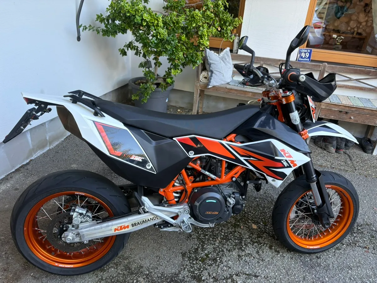 KTM 690