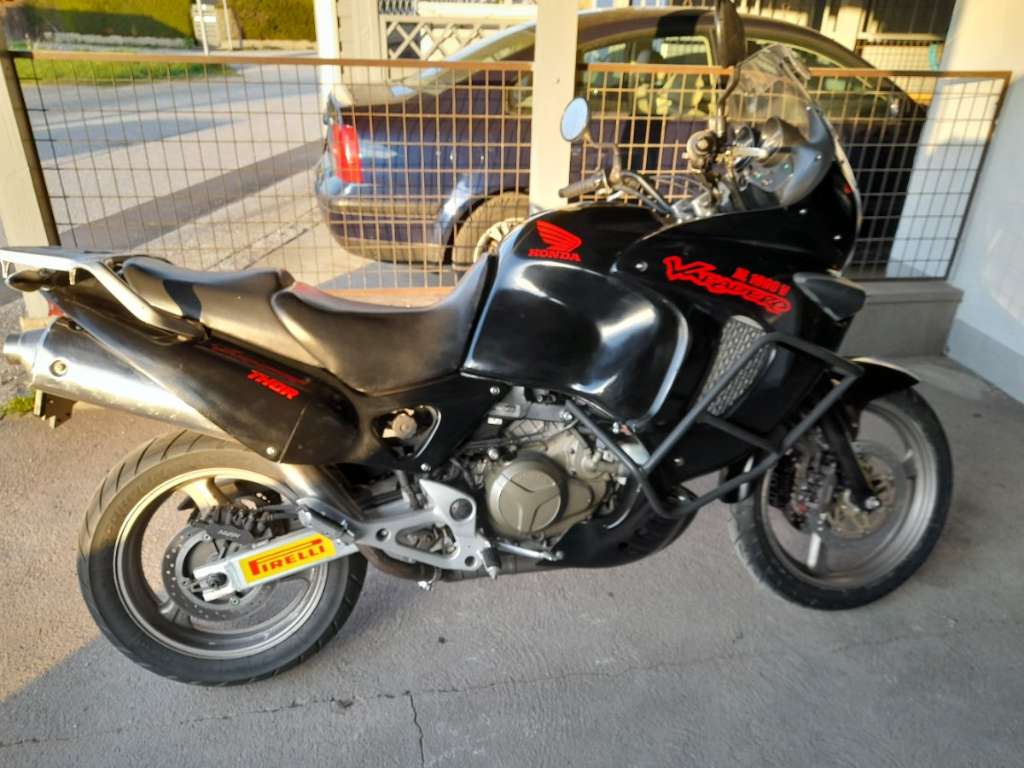 Honda Varadero XL 1000 Tourer