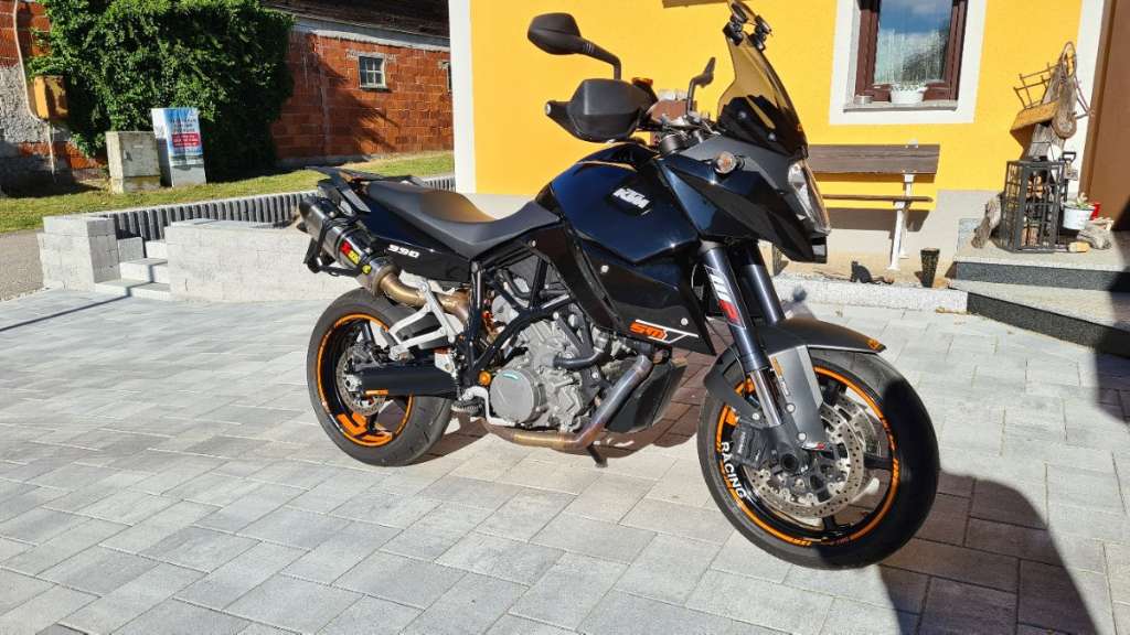 KTM 990 KTM 990 SMT (mit ABS) Tourer