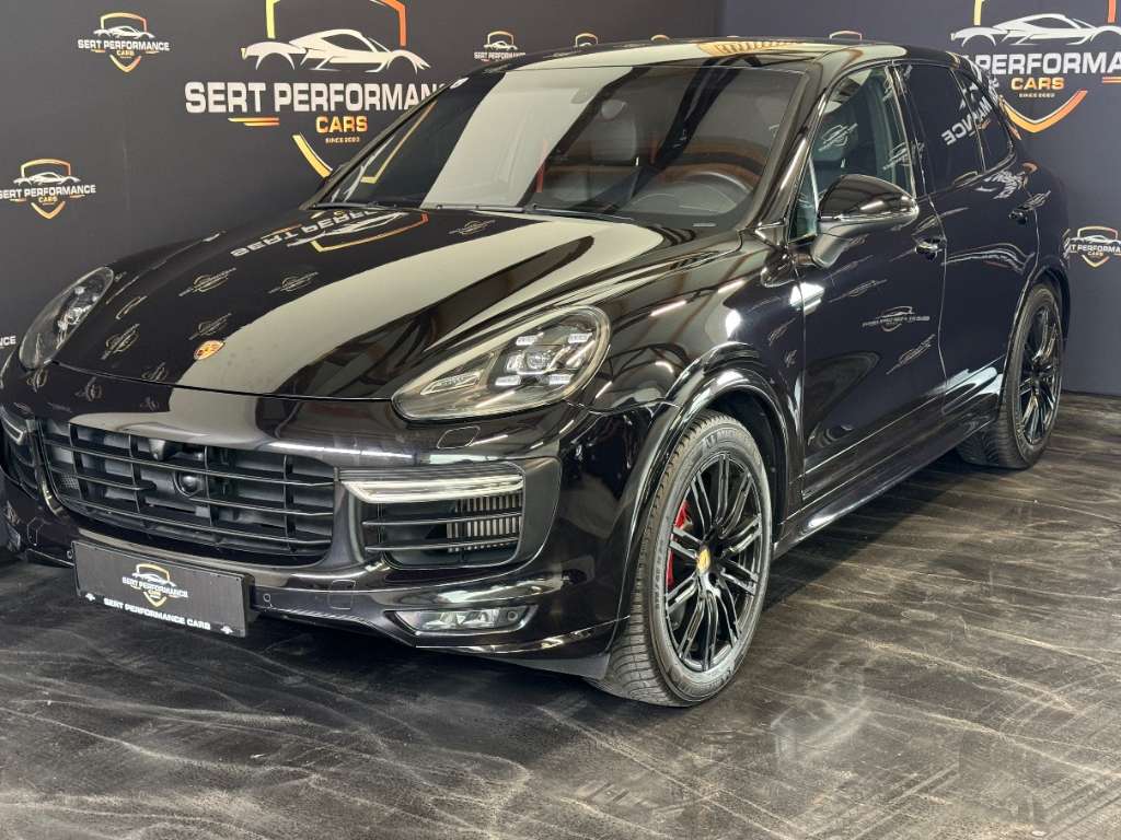 Porsche Cayenne II GTS Aut. SUV / Geländewagen