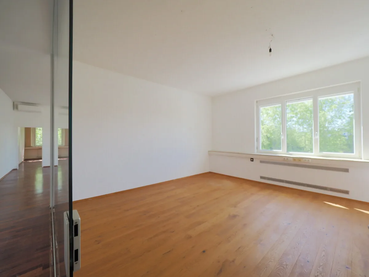 Moderne Gewerbefläche in Brunn am Gebirge, hervorragende Infrastruktur und Verkehrsanbindung - Ansicht 2