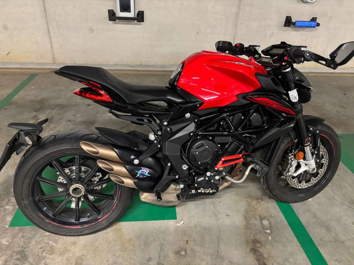 MV Agusta Brutale
