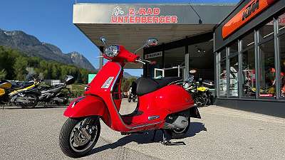 Vespa GTS 125 Super Super HPE ABS E 5+