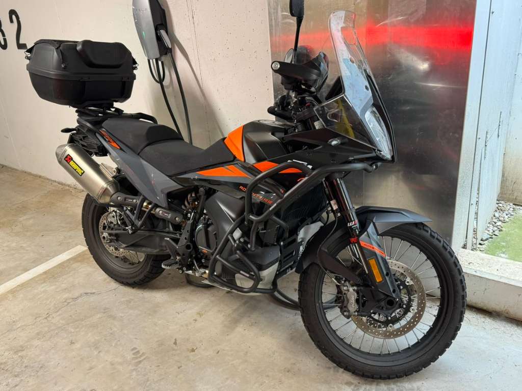 KTM Adventure 890 Tourer