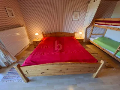 8-Zimmer-Gewerbeimmobilie kaufen in Feldkirchen – 600 m², € 599.000 – Bild 3 von 6