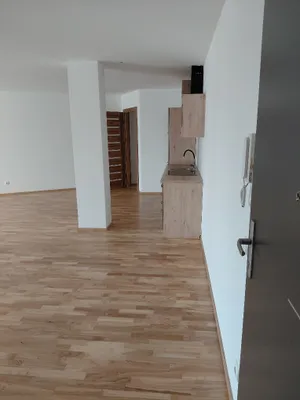 2-Zimmer-Wohnung mieten in Wien – 81 m², € 1.072 – Bild 3 von 15