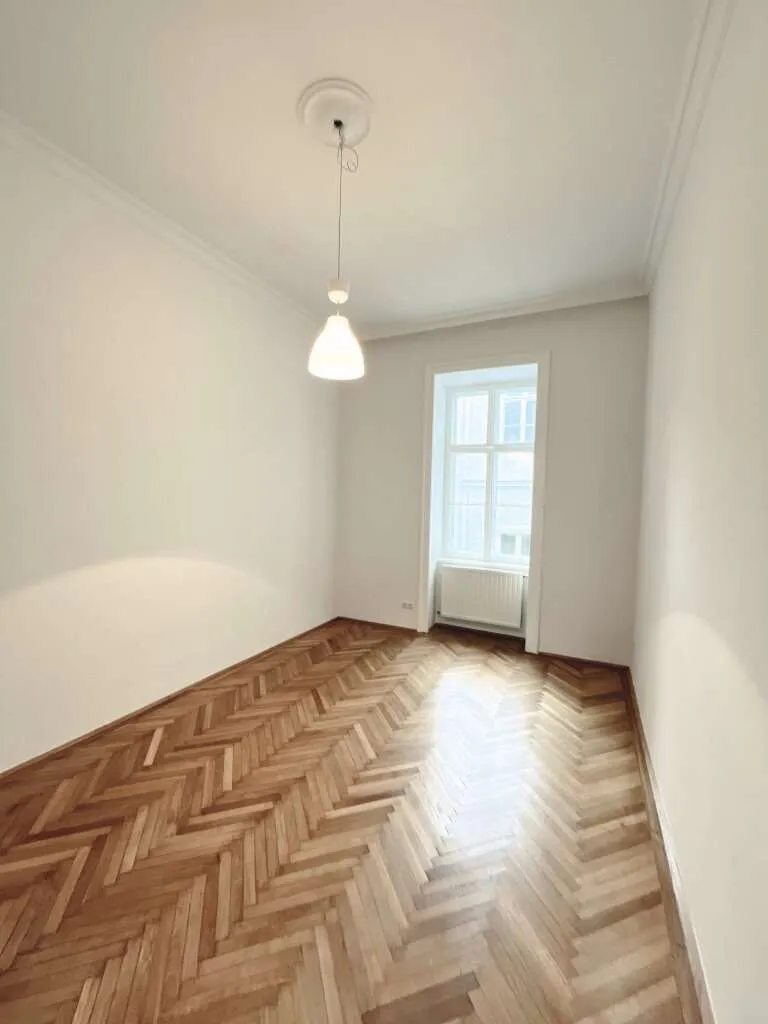 2-Zimmer Altbauwohnung in Erstbezugszustand in Herrschaftlichem Haus! Bestlage in 1030 Wien! Ideal für Paare! - Ansicht 2