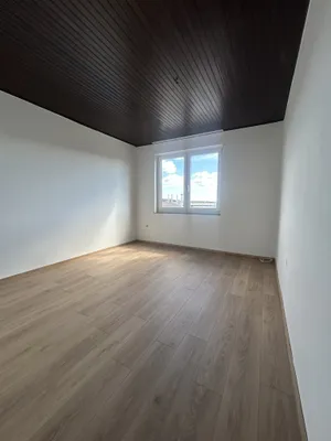 3-Zimmer-Wohnung mieten in Neunkirchen – 110 m², € 895 – Bild 9 von 21