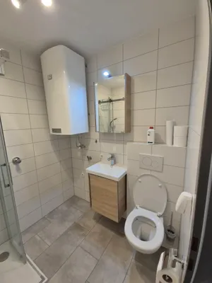 1-Zimmer-Wohnung mieten in Innsbruck – 21 m², € 950 – Bild 2 von 10