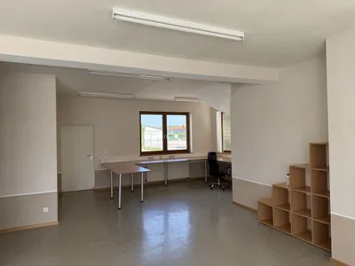 3-Zimmer-Gewerbeimmobilie mieten in Wiener Neustadt Land – 225 m², € 3.650 – Bild 19 von 26
