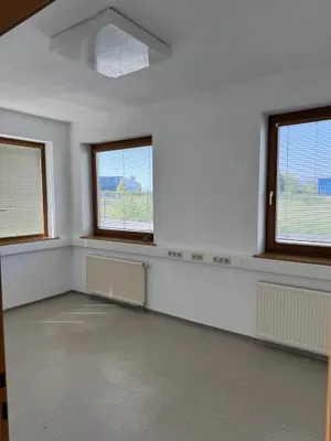 3-Zimmer-Gewerbeimmobilie mieten in Wiener Neustadt Land – 225 m², € 3.650 – Bild 16 von 26