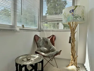 Stylisches Studio mit Balkon & Wintergarten – Bild 3