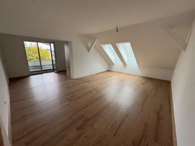 6-Zimmer-Wohnung mieten in Vöcklabruck – 120 m², € 850 – Bild 2 von 14