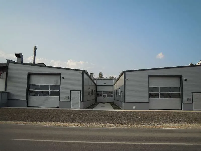 Gewerbehalle 185 m² - Multifunktionshalle Bj2018 Lagerhalle - isoliert - Gas - Strom - Industriegebiet nähe G3 provisionsfrei - Ansicht 3