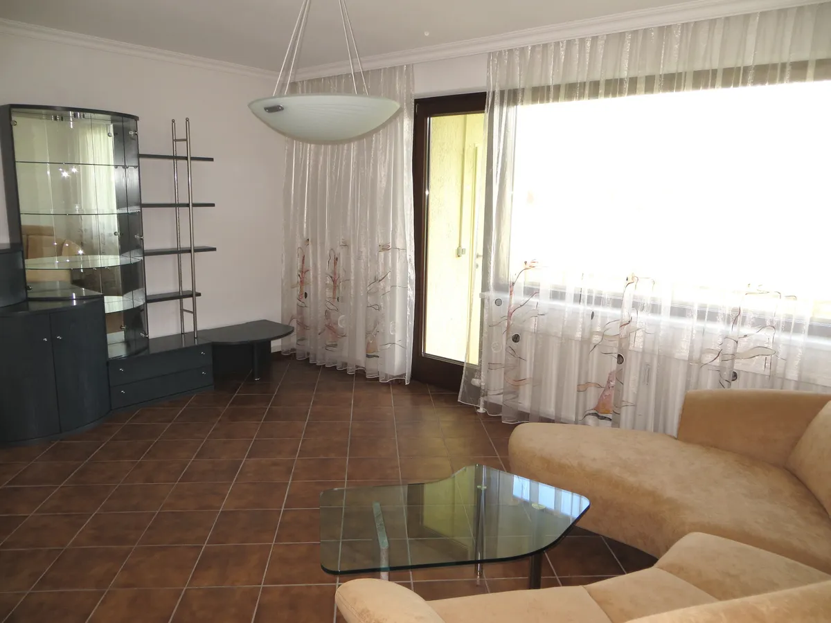 3 Zimmerwohnung in der Stadt mit Loggia und Balkon sowie Ausblick ins Drautal (RENOVIERT***) - Ansicht 2
