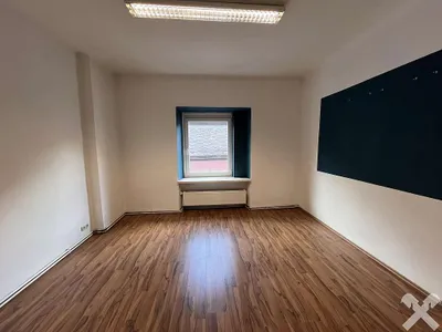 2-Zimmer-Gewerbeimmobilie mieten in Liezen – 65 m², € 380 – Bild 4 von 6