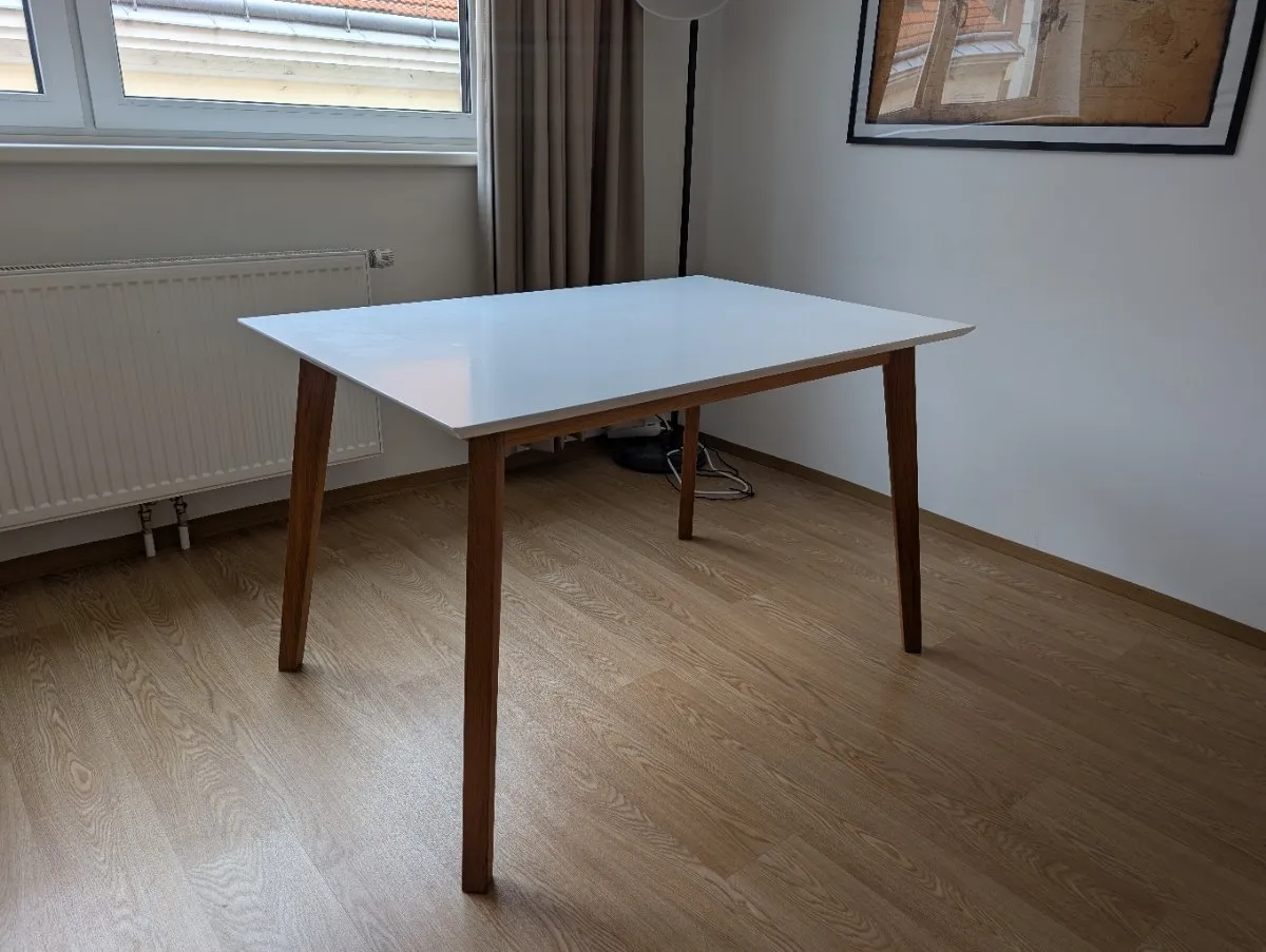 JYSK Esstisch 80x120cm weiß/ holz, € 0,- (1050 Wien)