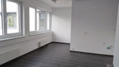 Gewerbeimmobilie mieten in Mödling – € 10 – Bild 3 von 11