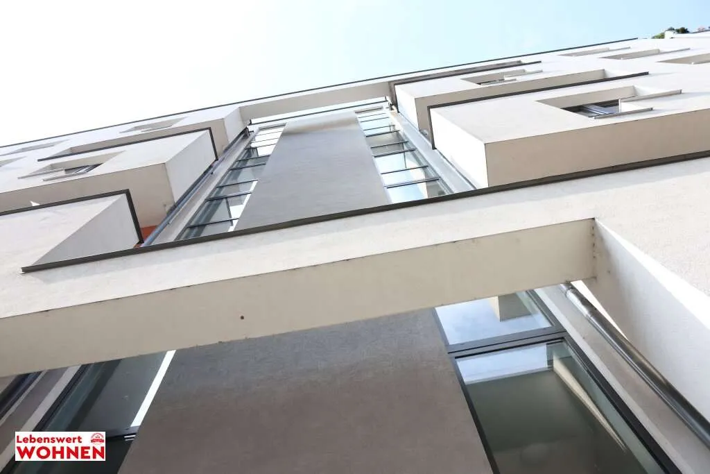Garagenplätze in der Leithastraße 20 zu vermieten! - Ansicht 3