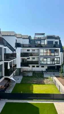 Moderne Maisonettewohnung in ruhigem Innenhof (Erstbezug)