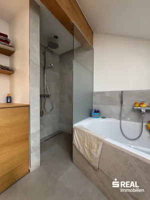 8-Zimmer-Gewerbeimmobilie kaufen in Feldkirch – 224,18 m², € 989.000 – Bild 12 von 33