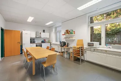 Gewerbeimmobilie mieten in Wien – 270 m², € 3.170 – Bild 10 von 13