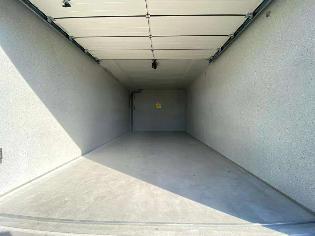 gib deinem Leben mehr Stauraum - miete deine Garage! TYP 4 - Ansicht 2