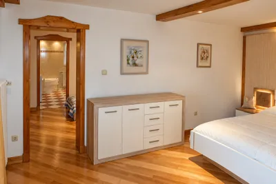 2-Zimmer-Wohnung mieten in Feldkirchen – 95 m², € 1.180 – Bild 7 von 11
