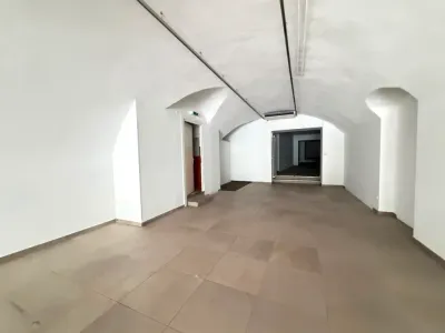 2-Zimmer-Gewerbeimmobilie mieten in Hartberg-Fürstenfeld – 297 m², € 1.488 – Bild 3 von 5