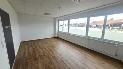 2-Zimmer-Gewerbeimmobilie mieten in Ried im Innkreis – 84 m², € 490 – Bild 5 von 9